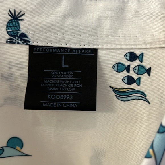 NWOT Men’s Button-down Hawaiian Shirt - Picture 4 of 5